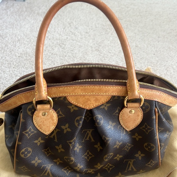 Louis Vuitton Tivoli PM  see photos. Still have box, receipt and bag protector. - Picture 9 of 15